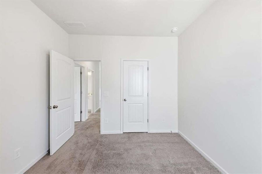 Spacious, unfurnished interior of a new home in , Cartersville (Image 21). Spacious, unfurnished interior of a new home in , Cartersville (Image 21).