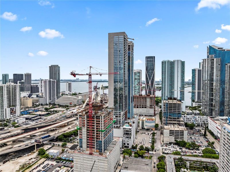 Condo located in Miami, FL showcasing its design and architecture (Image 21).