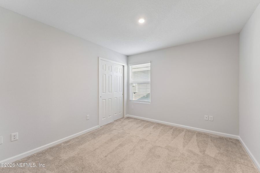 Spacious, unfurnished interior of a new home in , Jacksonville (Image 25).