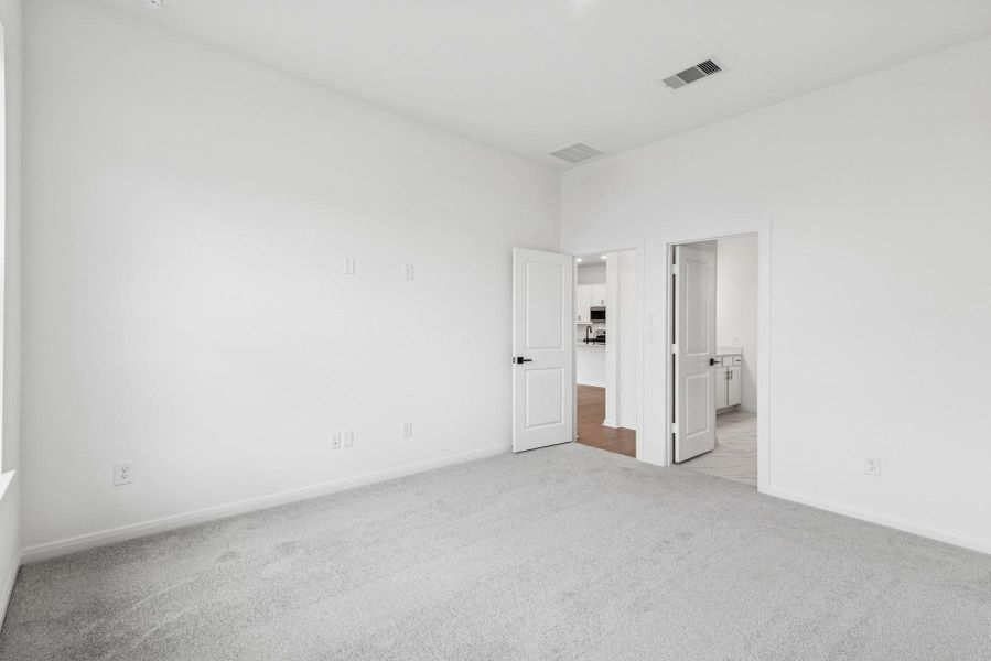 Spacious, unfurnished interior of a new home in Jubilee, Hockley (Image 32).