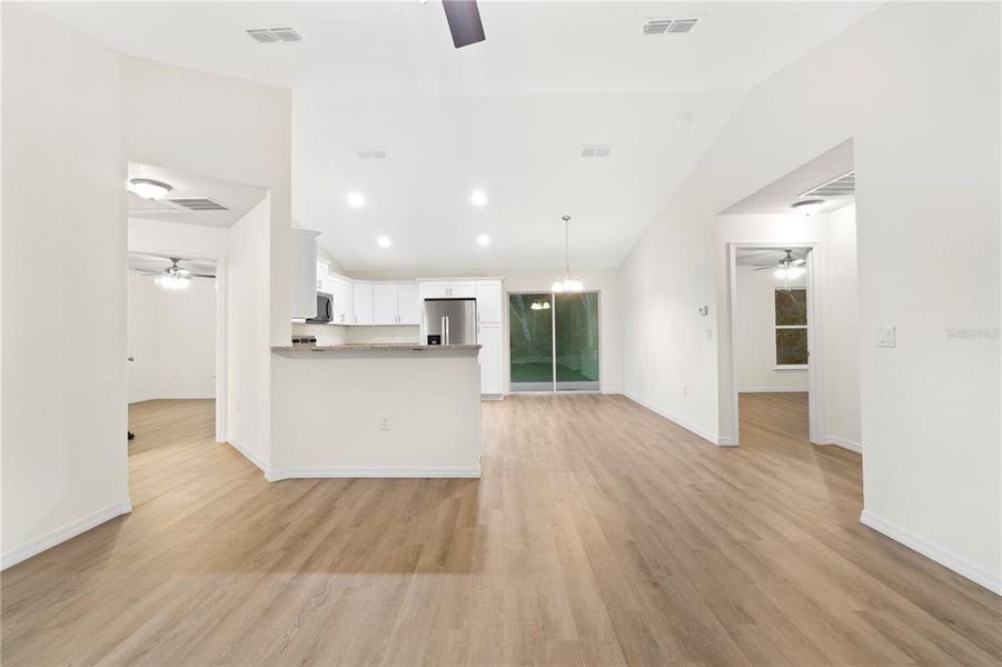 Spacious, unfurnished interior of a new home in , Dunnellon (Image 16). Spacious, unfurnished interior of a new home in , Dunnellon (Image 16).