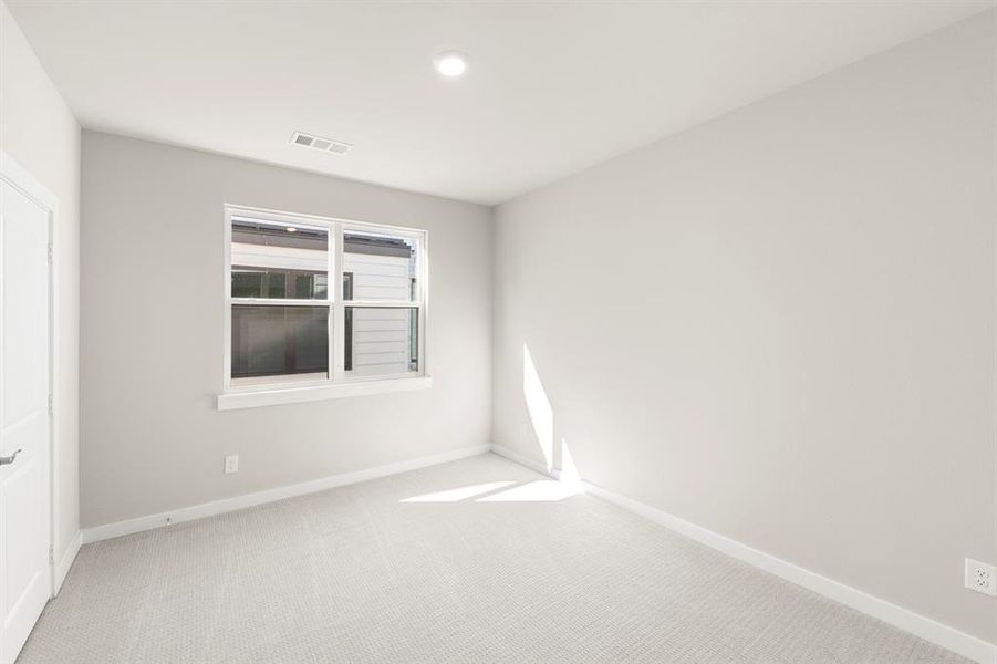 17. 2013 Aldrich - Bed 2