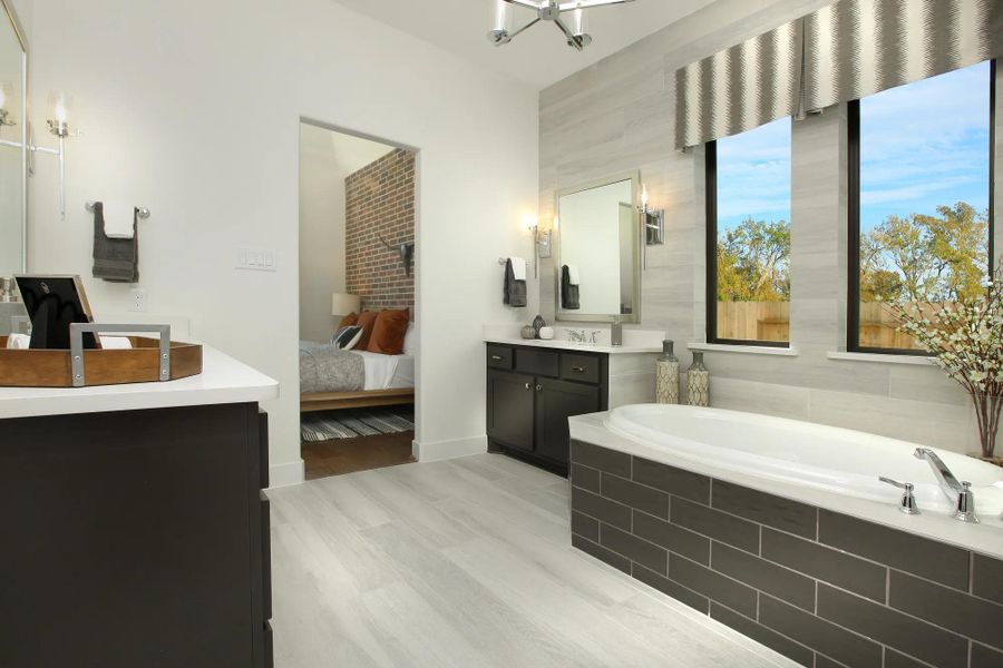 The Presley III Primary Bath