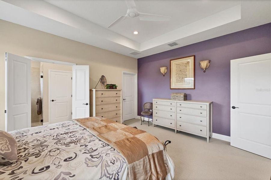Furnished interior view inside a new home in , Englewood (Image 30).