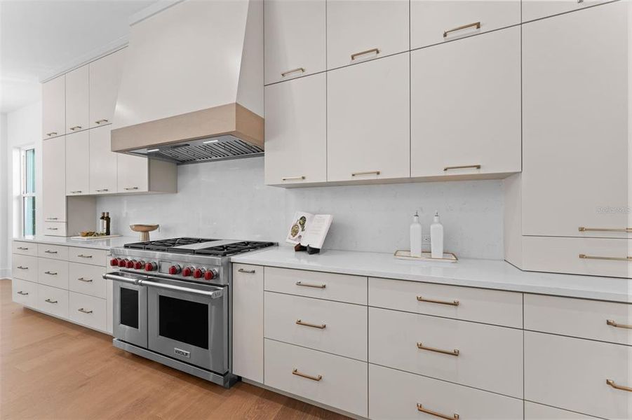 Close-up of interior finishes inside a home in , Tampa (Image 22).