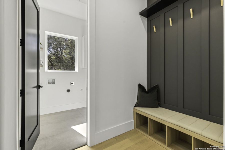 Furnished interior view inside a new home in , Boerne (Image 11).