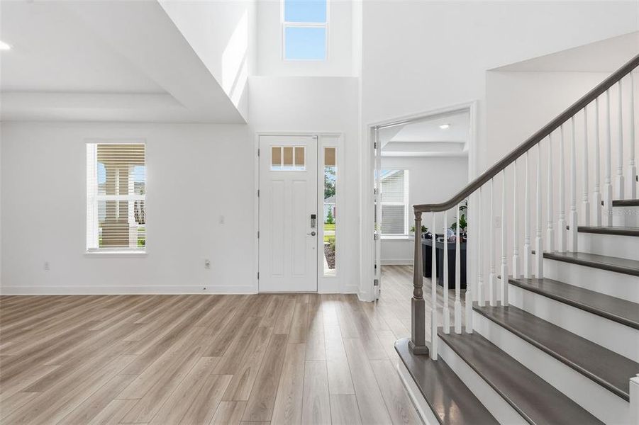 Spacious, unfurnished interior of a new home in , Plant City (Image 26).