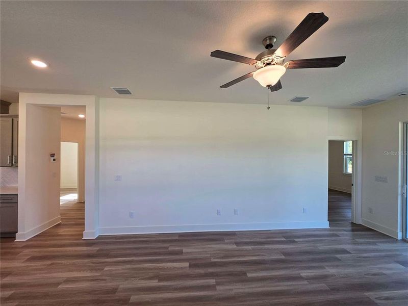 Spacious, unfurnished interior of a new home in Arbor Meadows, Spring Hill (Image 8). Spacious, unfurnished interior of a new home in Arbor Meadows, Spring Hill (Image 8).