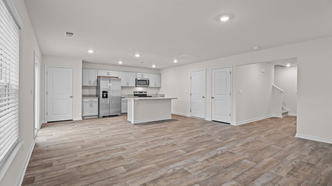 Spacious, unfurnished interior of a new home in Hobbs Farm, Ayden (Image 13).