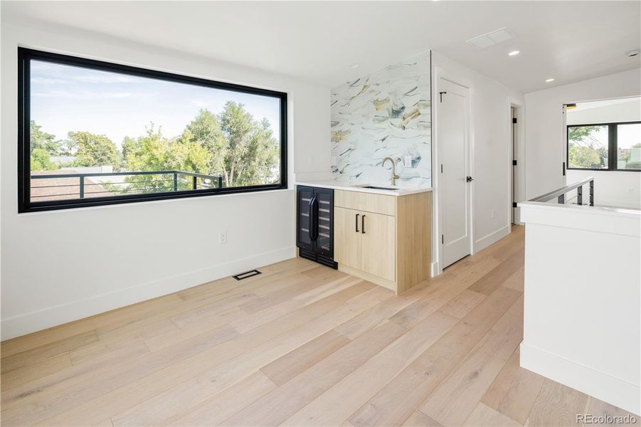 Spacious, unfurnished interior of a new home in , Denver (Image 12).