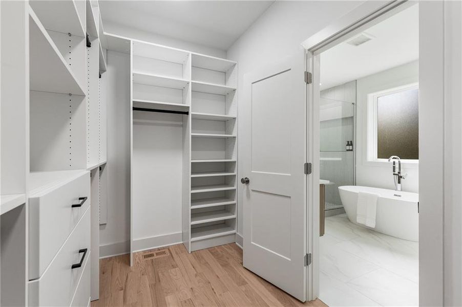 Furnished interior view inside a new home in , Smyrna (Image 29).