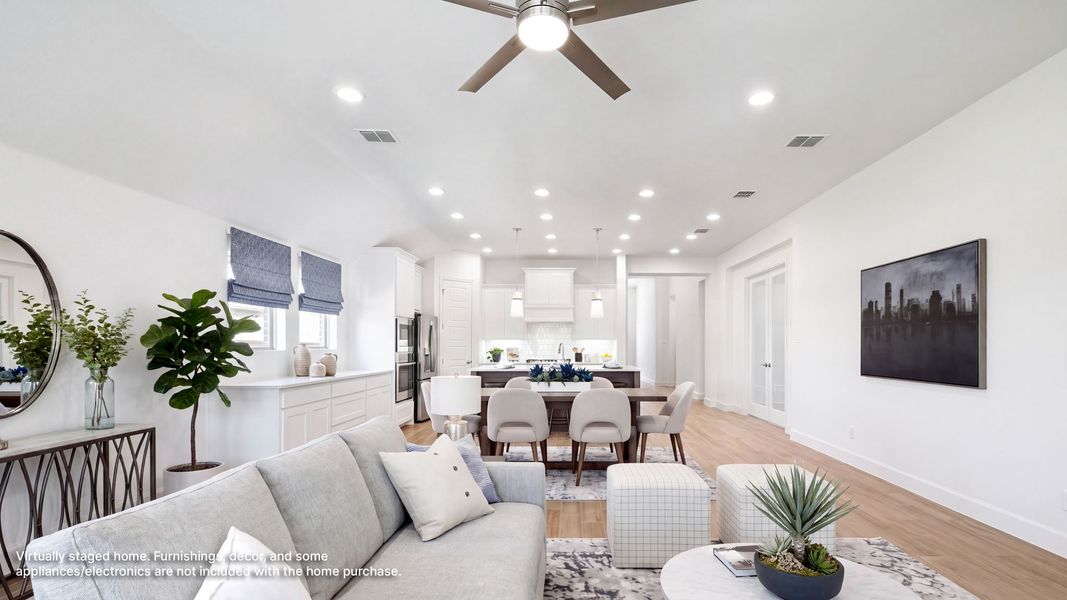Furnished interior view inside a new home in Eliana, McKinney (Image 8).