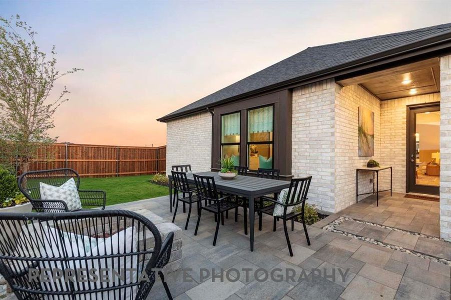 Exterior details and patio area of a home in Hillstead, Lavon (Image 2).