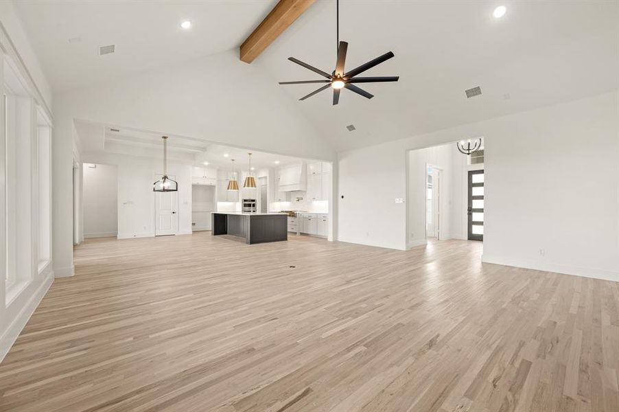 Spacious, unfurnished interior of a new home in , Haslet (Image 27).