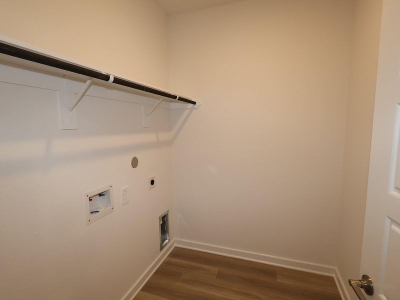 Spacious, unfurnished interior of a new home in Moran Ranch, Willis (Image 21).