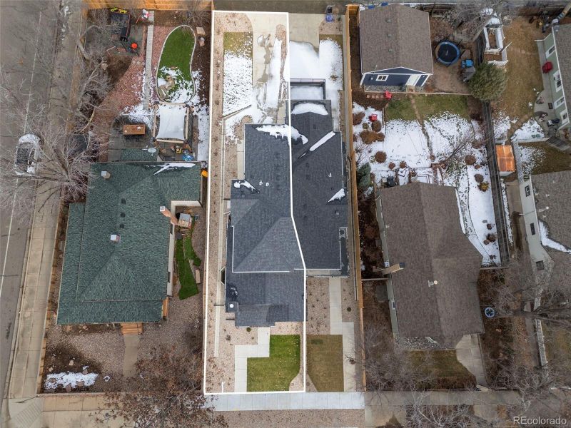 Image 33 of a home in . Image 33 of a home in .