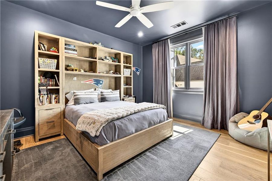 Furnished interior view inside a new home in , Atlanta (Image 33).