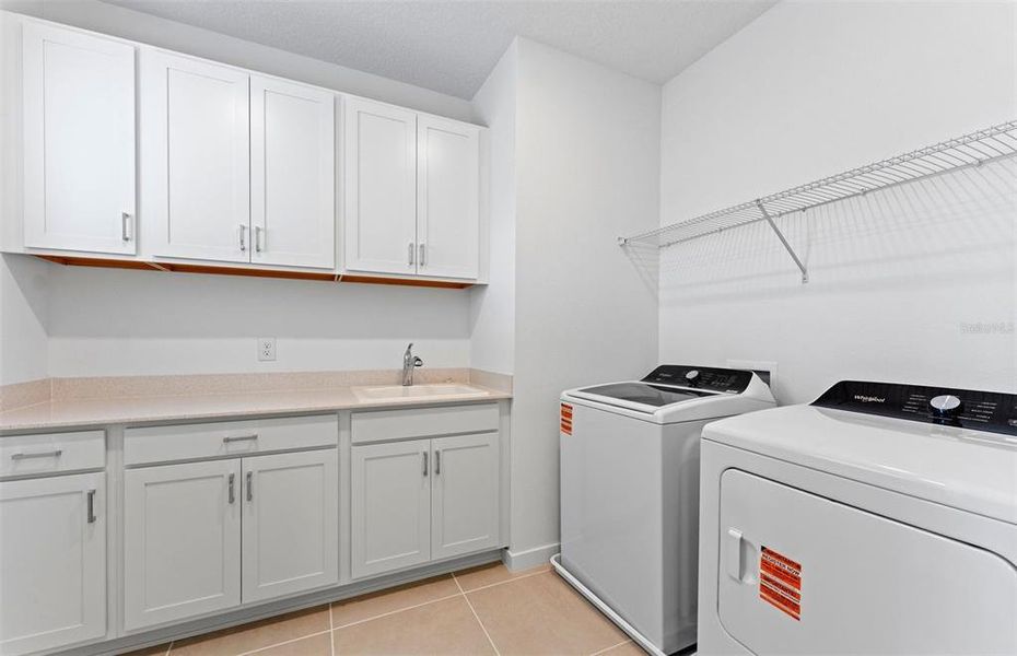 Close-up of interior finishes inside a home in Spencer Glen, Riverview (Image 18). Close-up of interior finishes inside a home in Spencer Glen, Riverview (Image 18).