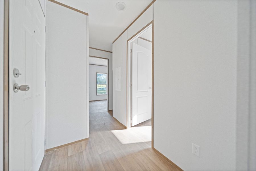 Spacious, unfurnished interior of a new home in , St. Matthews (Image 8).