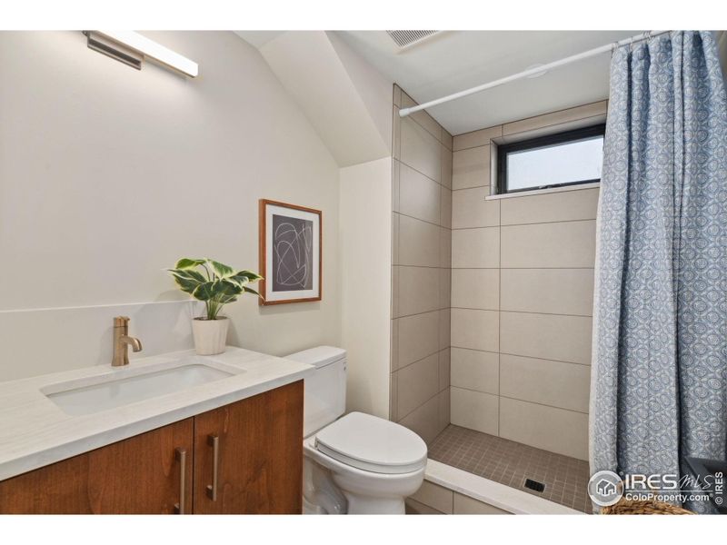 Carriage House Bathroom