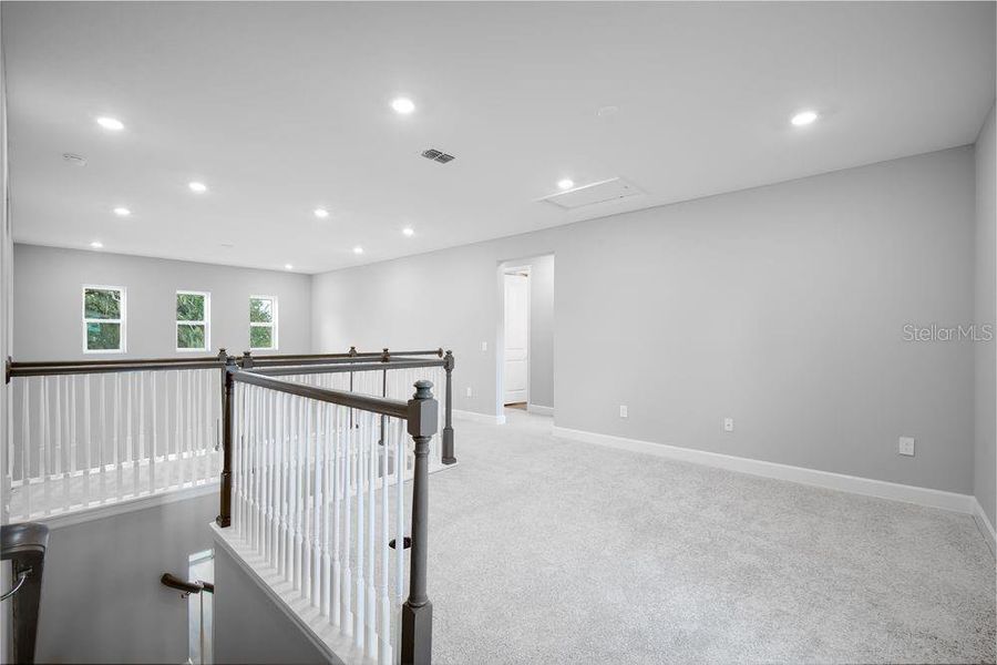 Spacious, unfurnished interior of a new home in Timber Ridge, Plant City (Image 21).