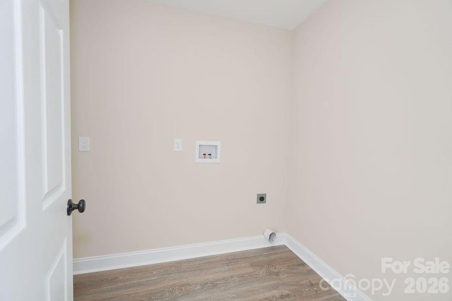 Spacious, unfurnished interior of a new home in , Mount Gilead (Image 13).