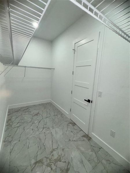 Spacious, unfurnished interior of a new home in , Frostproof (Image 33).