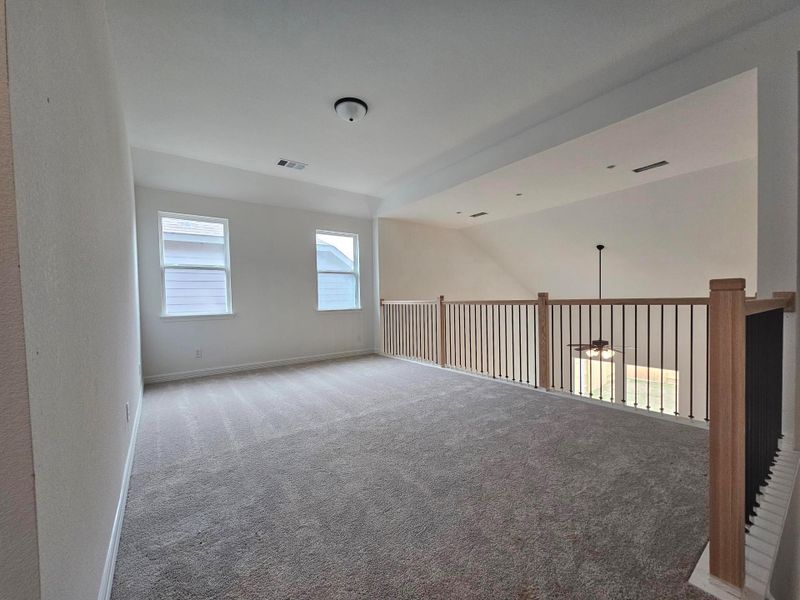 Spacious, unfurnished interior of a new home in Azalea, Brookshire (Image 6).