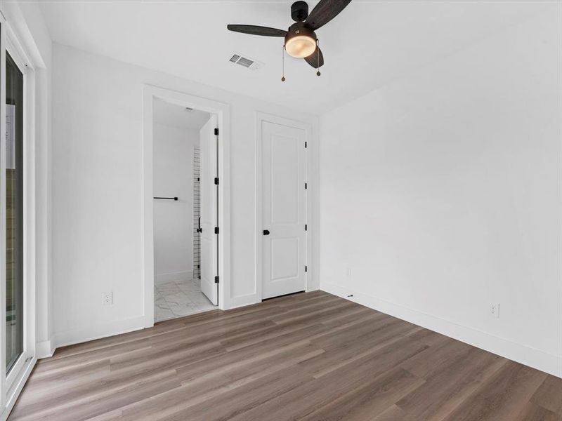 Spacious, unfurnished interior of a new home in Allura At Val Verde, Houston (Image 19).