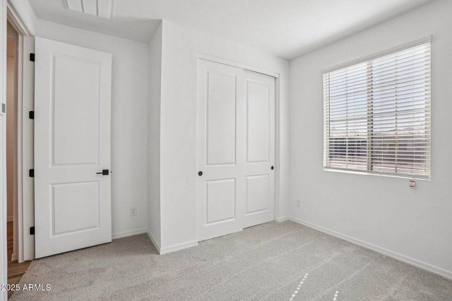 15-web-or-mls-W Hopi Trail-S0111-015