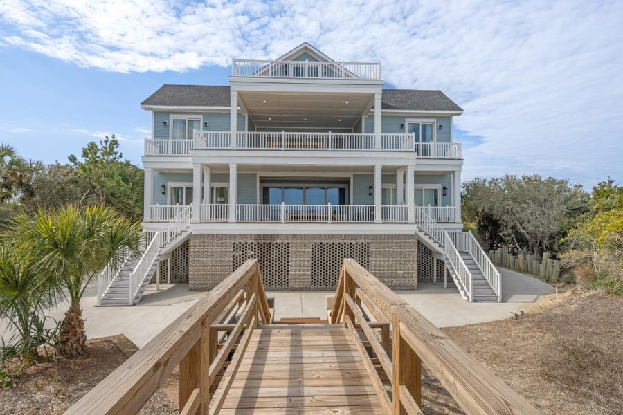 Image 52 of a home in .