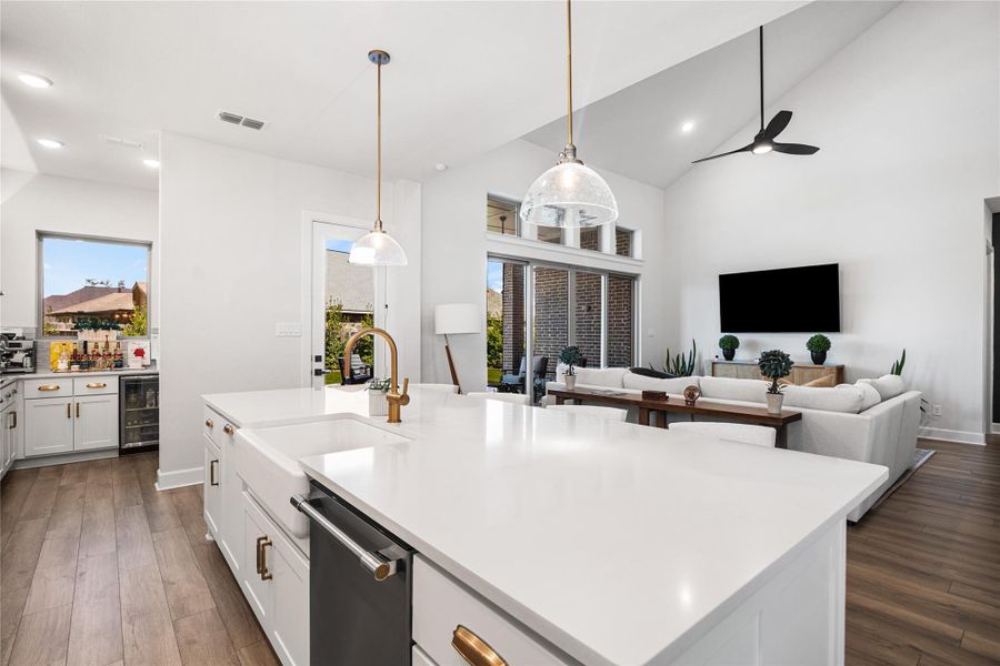 Furnished interior view inside a new home in , Conroe (Image 15).