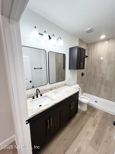 Furnished interior view inside a new home in , Jacksonville (Image 6).