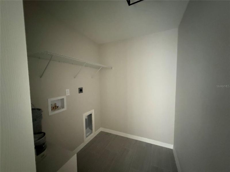 Spacious, unfurnished interior of a new home in , Summerfield (Image 6).