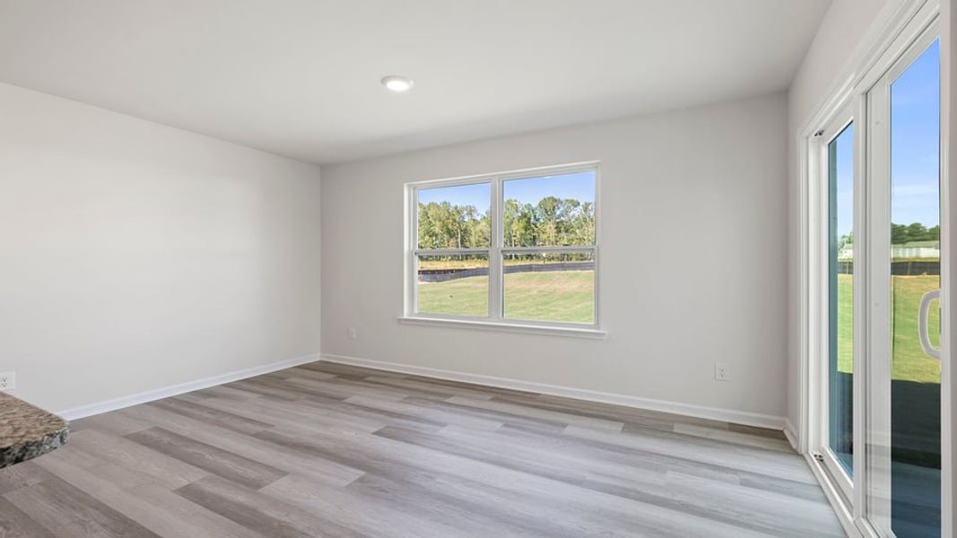 Spacious, unfurnished interior of a new home in Varner Station, Woodruff (Image 18).