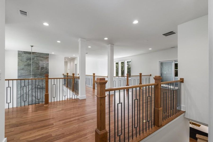 Spacious, unfurnished interior of a new home in , Atlanta (Image 20).