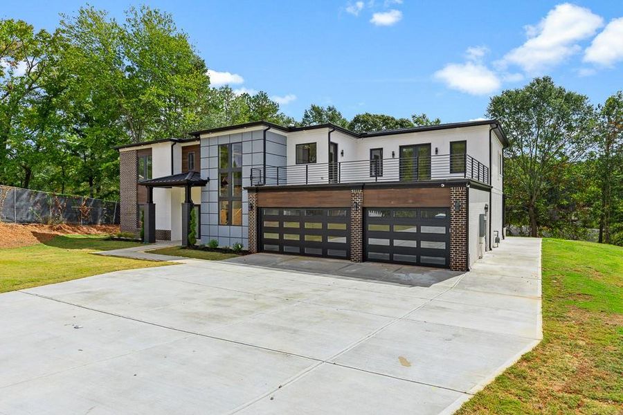 Image 68 of a home in .