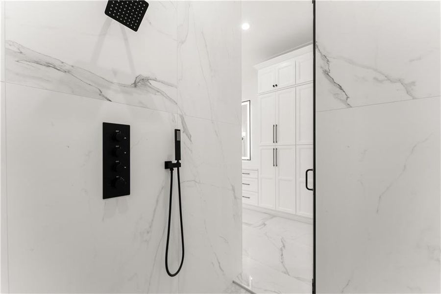 Close-up of interior finishes inside a home in , Loganville (Image 23). Close-up of interior finishes inside a home in , Loganville (Image 23).