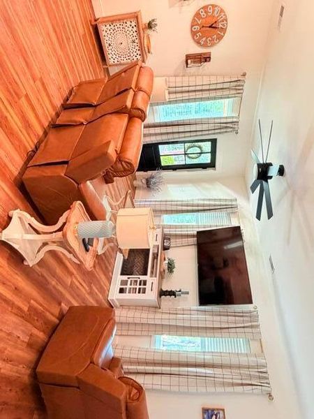 Furnished interior view inside a new home in , Manning (Image 72).