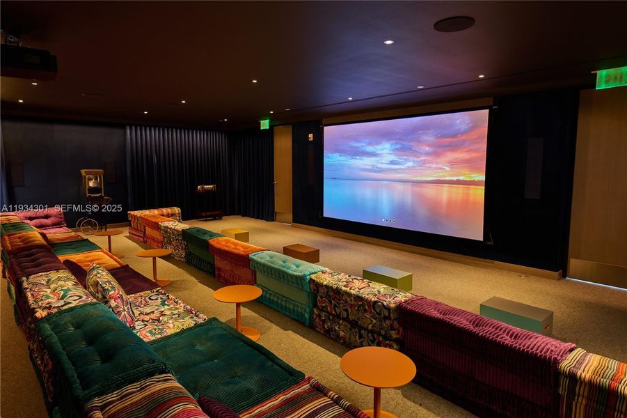 Community amenities in , Miami Beach (Image 28).