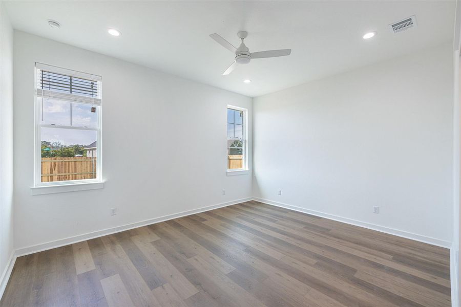 Spacious, unfurnished interior of a new home in , Bryan (Image 23).