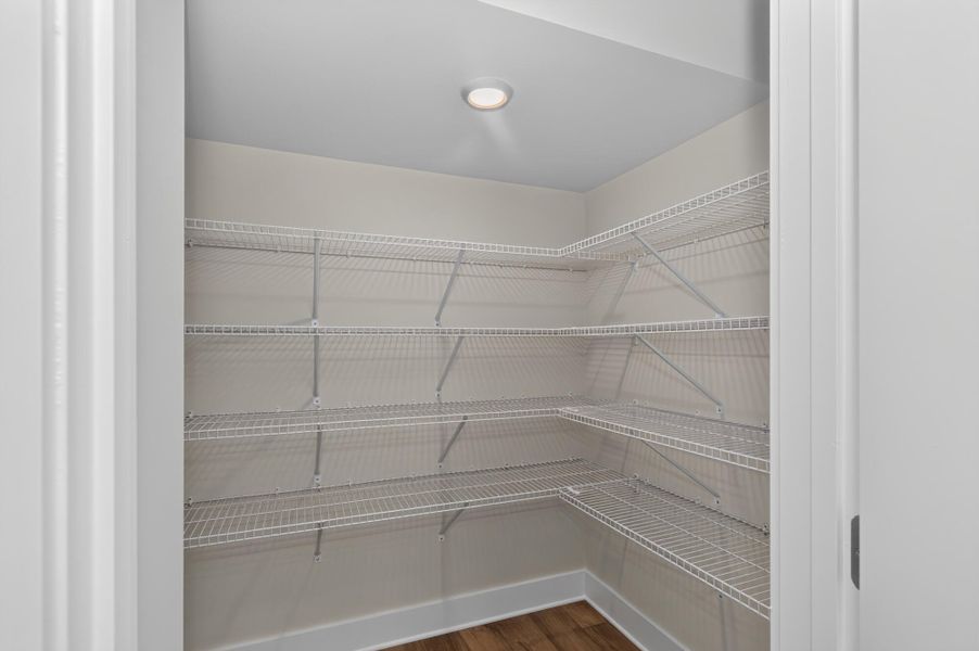 Spacious, unfurnished interior of a new home in Highland Bluff, Aiken (Image 15).