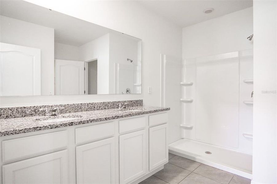 Furnished interior view inside a new home in , Zellwood (Image 13).