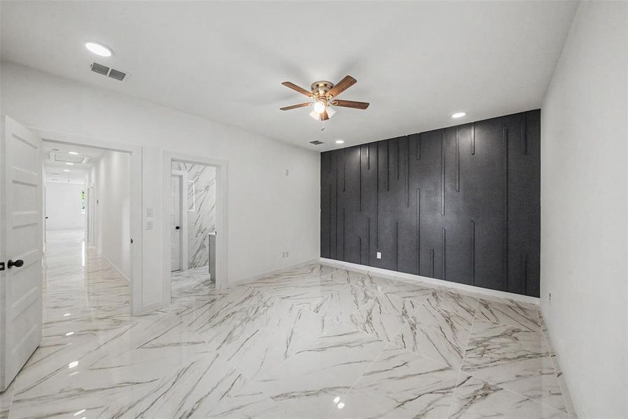 Spacious, unfurnished interior of a new home in , Fort Worth (Image 16).