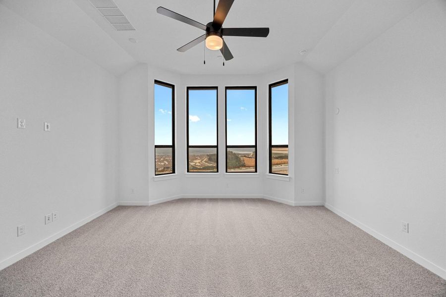 Spacious, unfurnished interior of a new home in Lakeside at Tessera on Lake Travis, Lago Vista (Image 13).