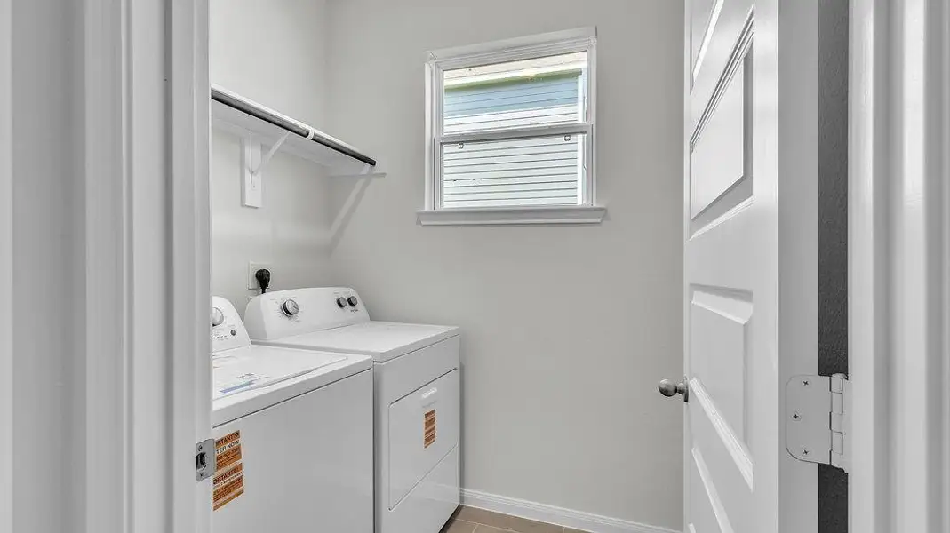 Furnished interior view inside a new home in Aldine Pines, Houston (Image 4).