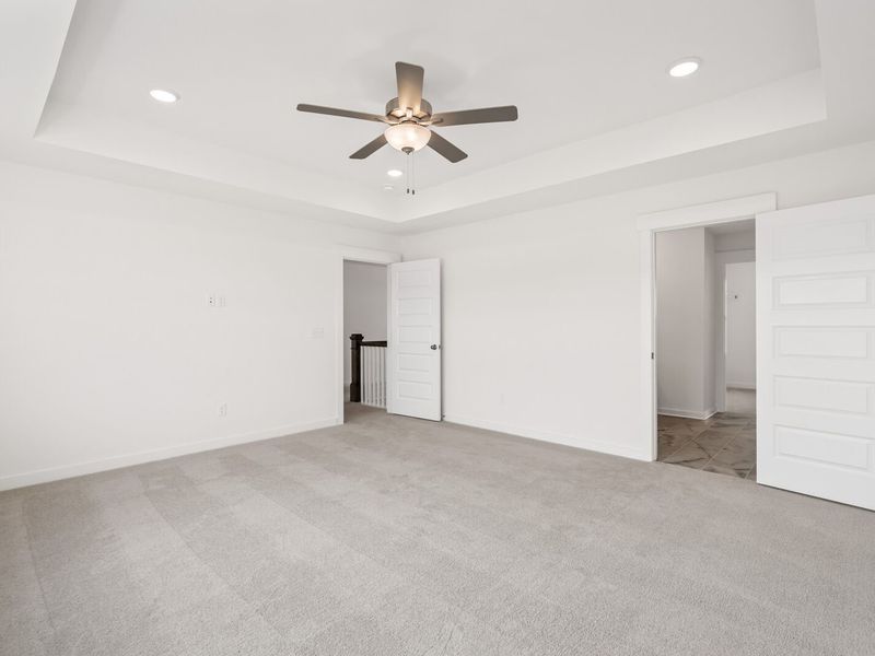 Spacious, unfurnished interior of a new home in Benders Cove, Mount Juliet (Image 42).