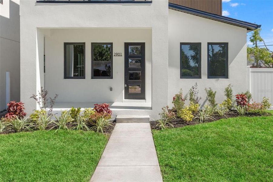 Exterior details and patio area of a home in , Tampa (Image 26).