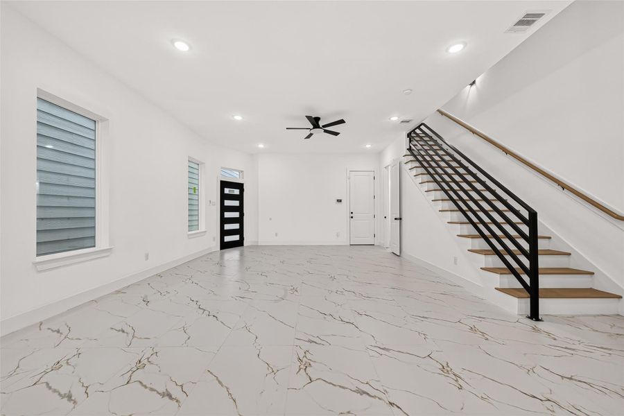 Spacious, unfurnished interior of a new home in , Houston (Image 41).