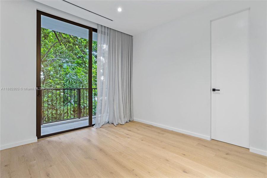 Spacious, unfurnished interior of a new home in , Miami (Image 20). Spacious, unfurnished interior of a new home in , Miami (Image 20).